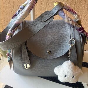 ❌❌SOLD! ❌❌ Elegant Gray Women's Satchel 30cm
